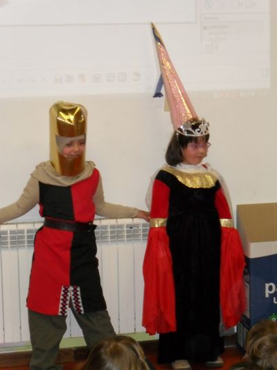 TRAJES MEDIEVALES TRAJES MEDIEVALES